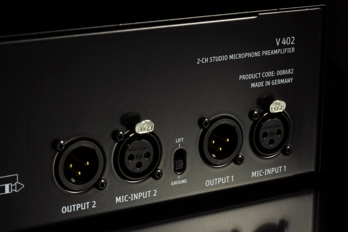 V 402